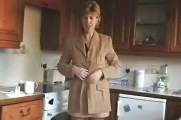 Biên soạn tổng hợp các công việc thổi kèn sâu cứng. sec nhat ban 2020