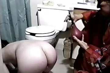 Nhóm orgy quan hệ tình dục qua đường dien vien phim sex nhat ban hậu môn với hai người đẹp Nga.