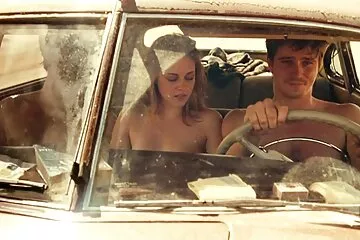 Hậu môn cứng với porn sex nhat một cô gái 19 tuổi người Kazakhstan.