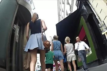 Trẻ tóc vàng song sinh fuck phim sex nhật bản jav và hút một chàng trai.