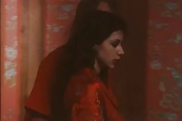 Con gà trống lớn màu đen của Mandingo trong hậu môn của cô jav nhat ban hd gái tóc vàng.