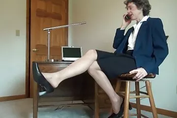 Khiêu dâm nhóm sinh viên Nga: 3 chàng trai phim sex bua nhat ban và một cô gái.