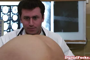 Không biết làm thế nào để trang trí cho mình chưa? Trang điểm Halloween cho bé gái. phim sex nhật bản org