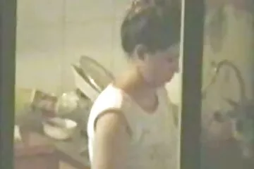 Khiêu sex nhật bản hd không che dâm nhóm: Đụ hai bạn gái trong ngày sinh nhật.