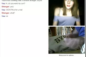 Một con chó cái gầy phim sex nhat ban full hd khong che gò của Nga ngồi trên một con cặc to.